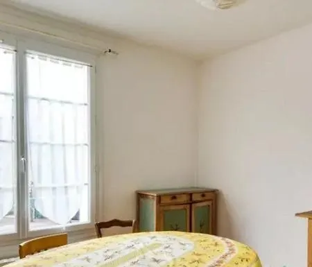 Habitación en casa particular Meublée Dans Un Au Pied De La Gare Creil