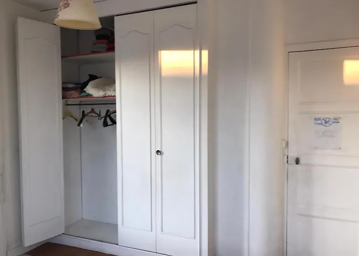 Meublée Dans Un Au Pied De La Gare