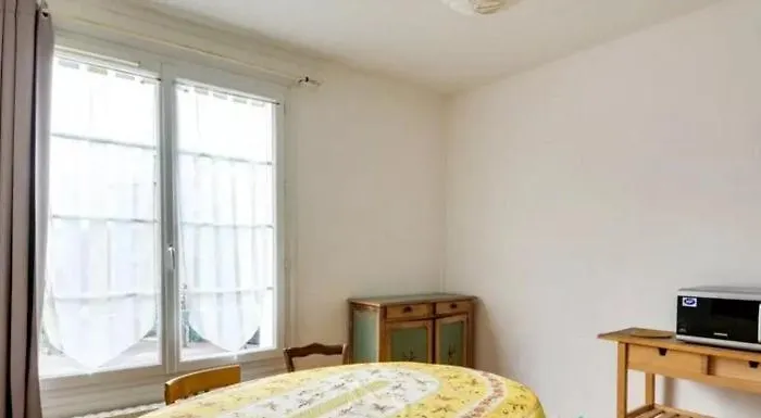 Séjour chez l'habitant Meublée Dans Un Au Pied De La Gare Creil